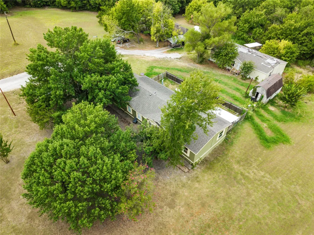 9317 County Road 285 Anna, TX 75409
