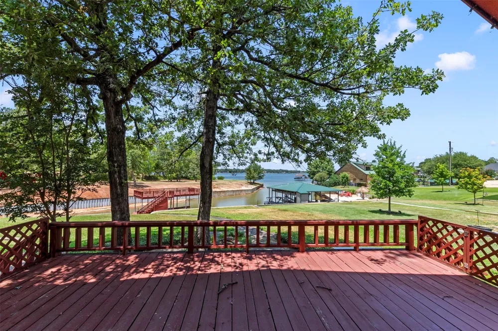 5459 Woodland Shores Drive Log Cabin, TX 75148