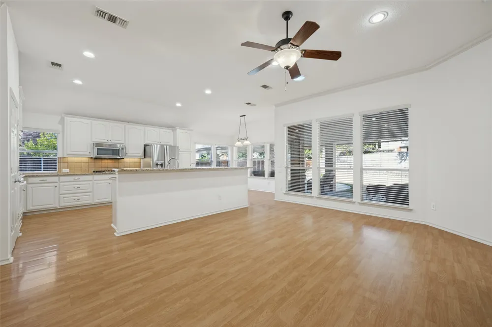 2405 Warwick Circle McKinney, TX 75072