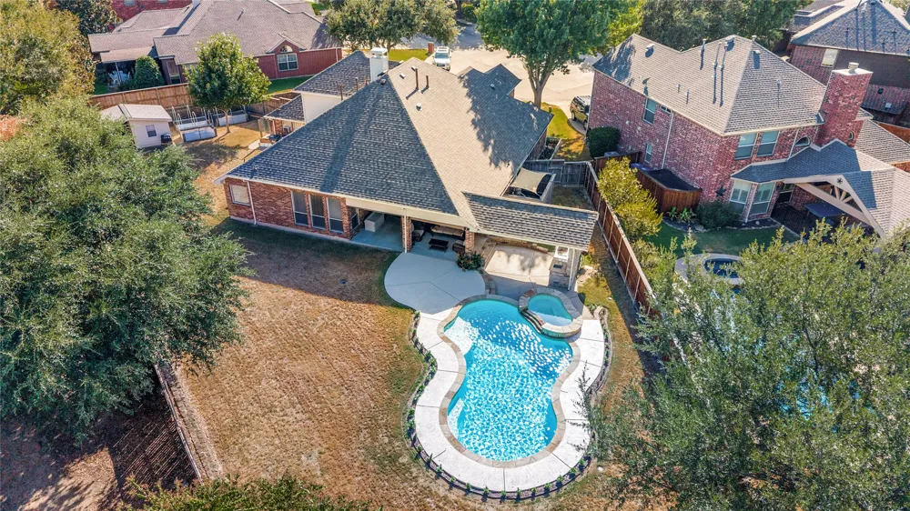 2405 Warwick Circle McKinney, TX 75072