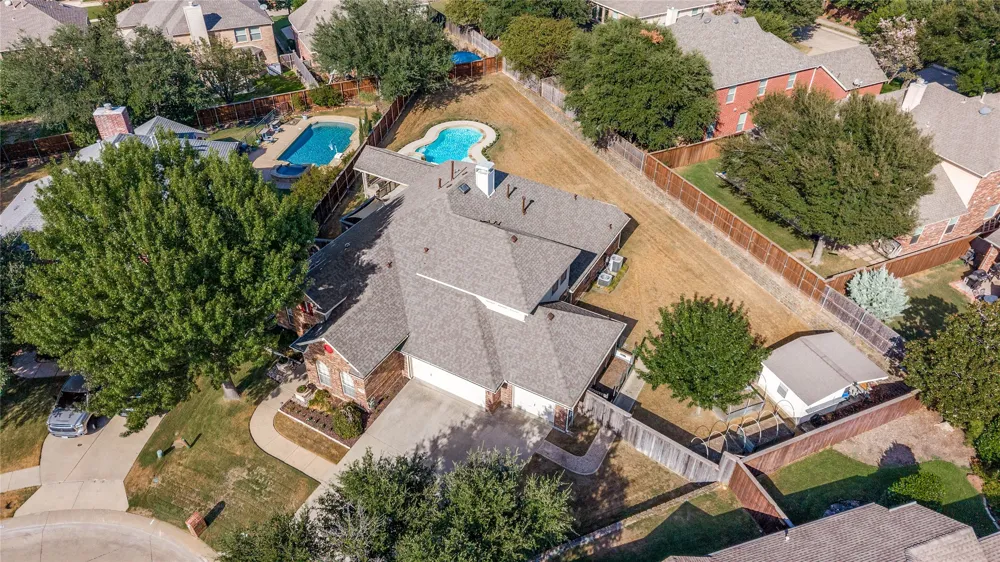 2405 Warwick Circle McKinney, TX 75072