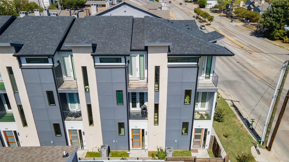 145 Henderson Avenue #102 Dallas, TX 75214