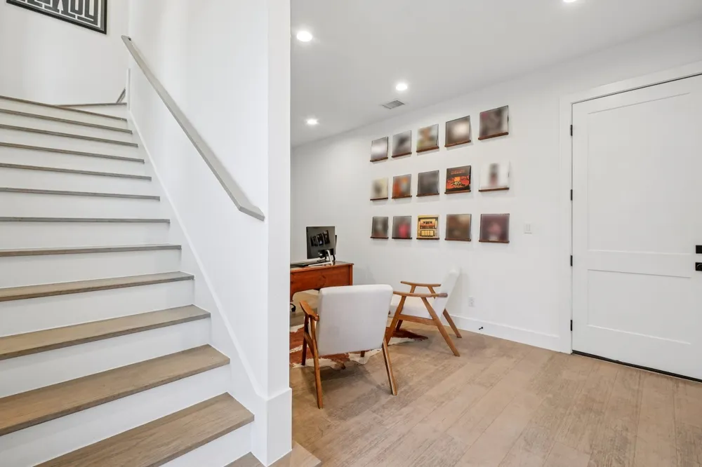 145 Henderson Avenue #102 Dallas, TX 75214