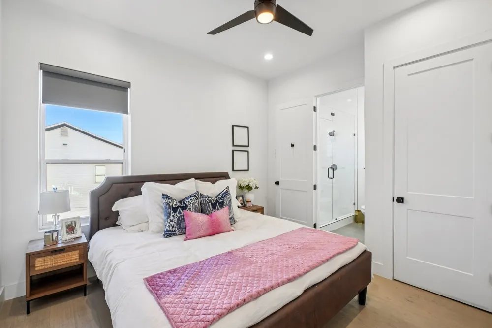145 Henderson Avenue #102 Dallas, TX 75214