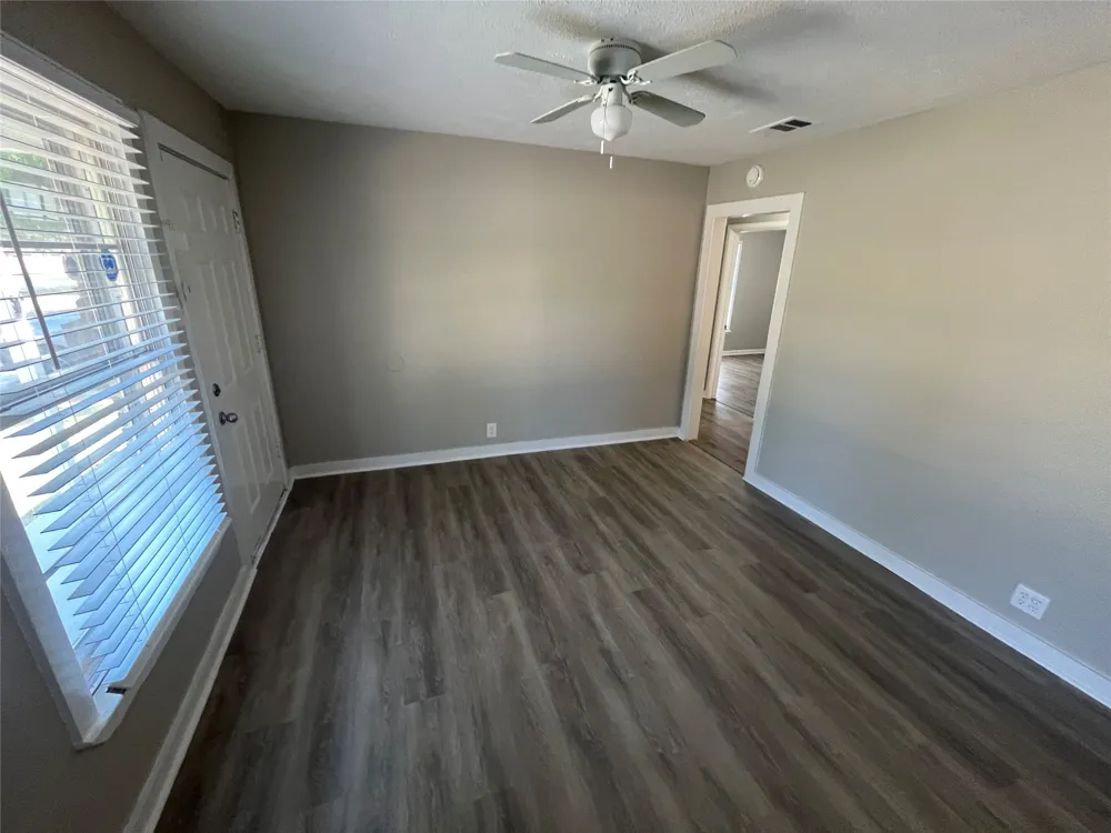 1622 Centerville Road Dallas, TX 75228