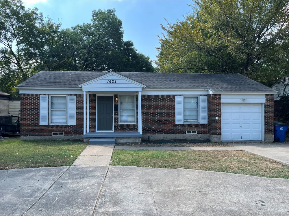 1622 Centerville Road Dallas, TX 75228