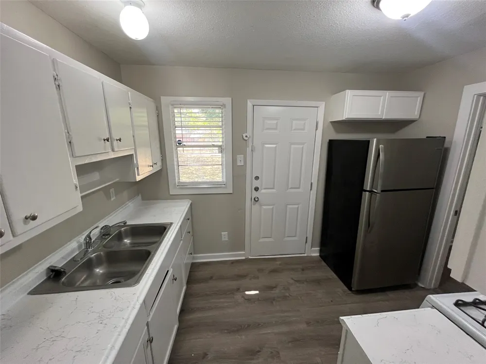 1622 Centerville Road Dallas, TX 75228