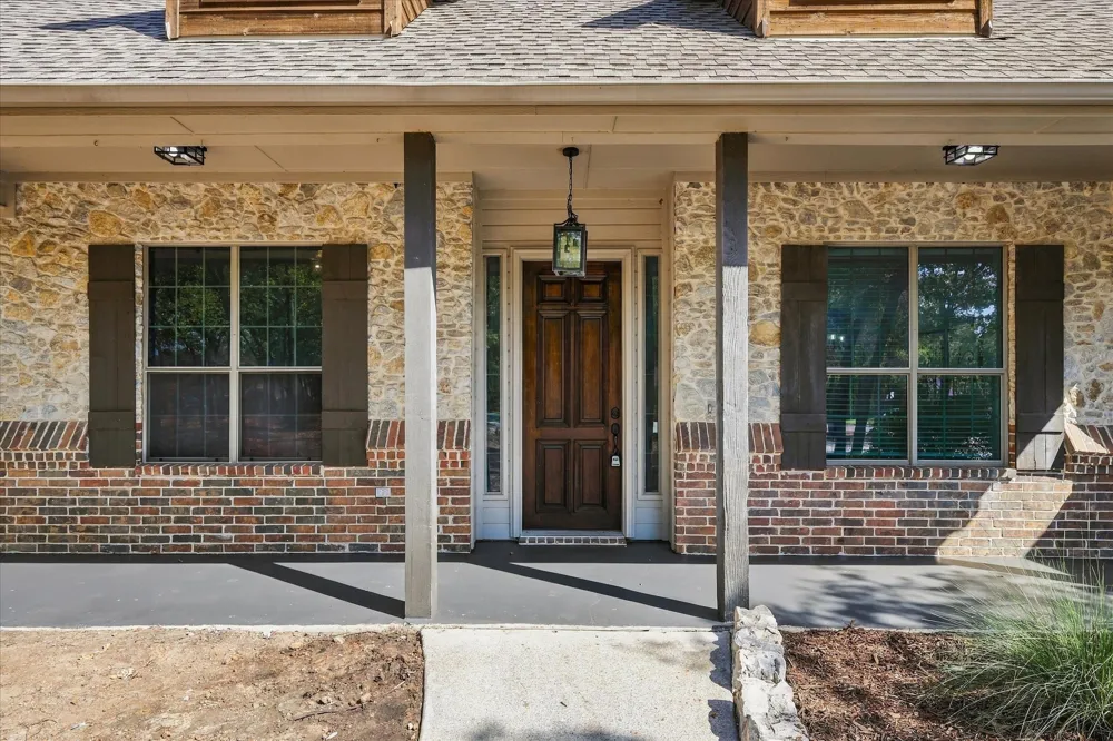 514 Oak Hills Drive Newark, TX 76071