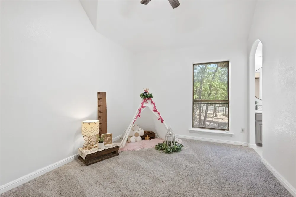 514 Oak Hills Drive Newark, TX 76071