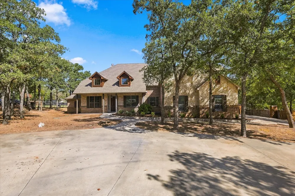514 Oak Hills Drive Newark, TX 76071