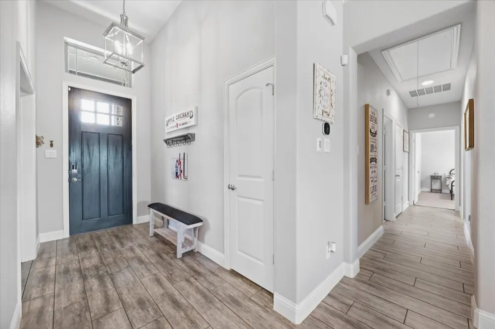 136 Sapphire Lane Waxahachie, TX 75165