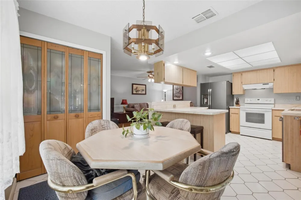 28434 SONNY DRIVE Wesley Chapel, FL 33544