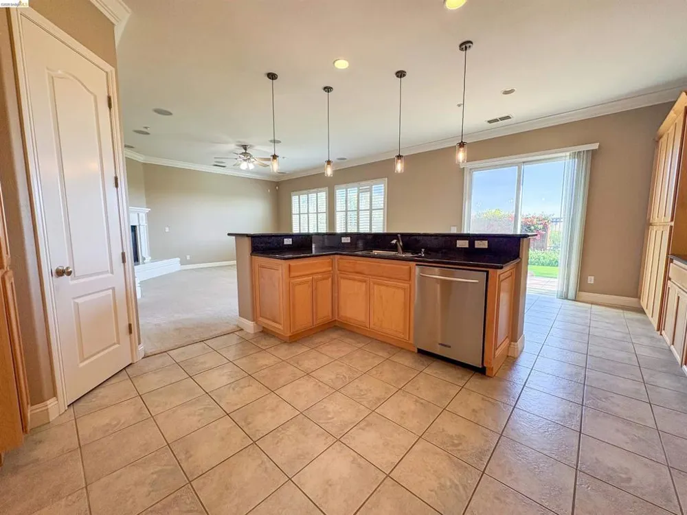 2497 Winged Foot Road Brentwood, CA 94513