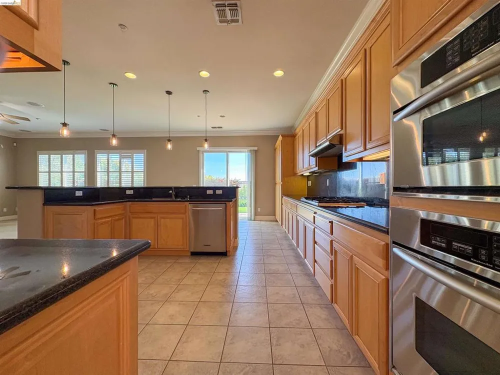 2497 Winged Foot Road Brentwood, CA 94513