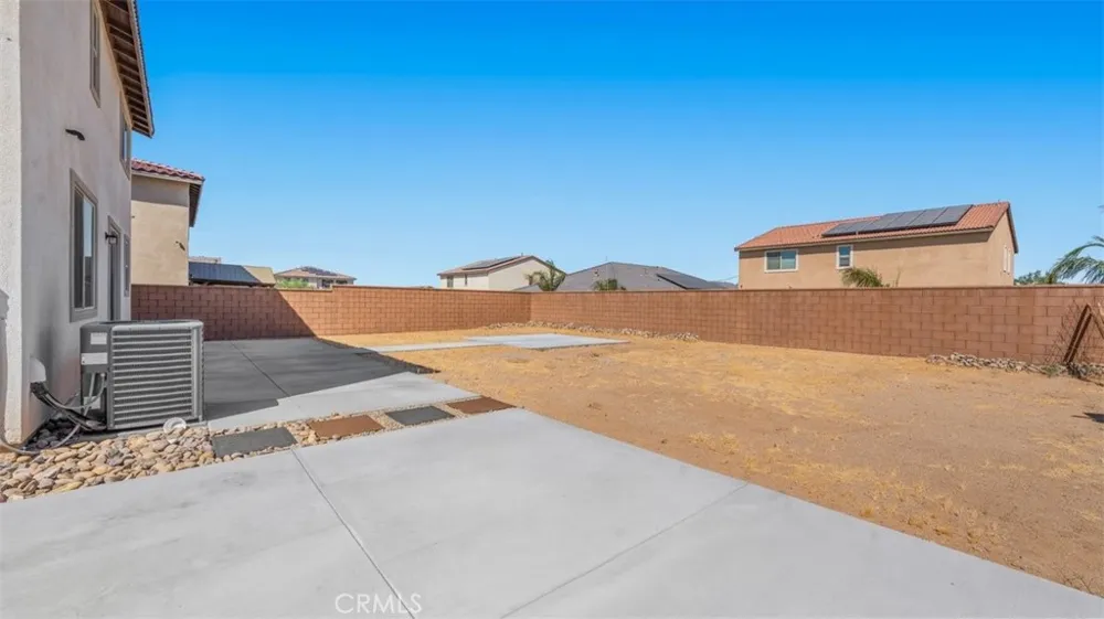 15137 Corlita Victorville, CA 92394