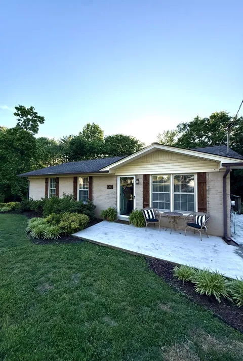 1003 Pine Cir