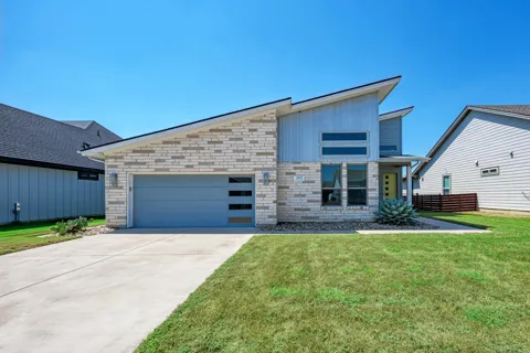 308 Charli Circle