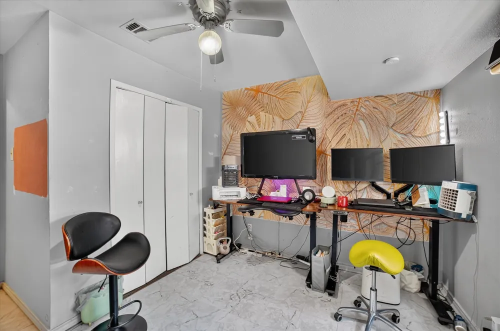1262 Hidden Valley Drive Dallas, TX 75241