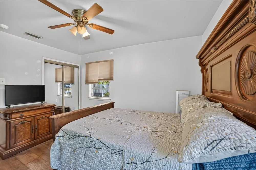 1262 Hidden Valley Drive Dallas, TX 75241