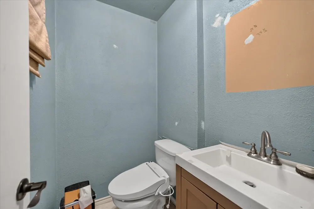 1262 Hidden Valley Drive Dallas, TX 75241