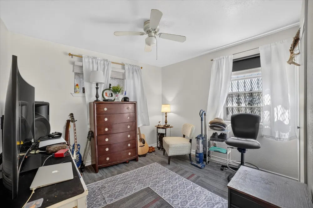 1262 Hidden Valley Drive Dallas, TX 75241