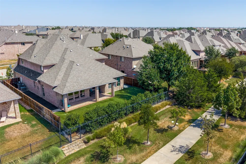 1647 Cedar Ranch Road Frisco, TX 75036