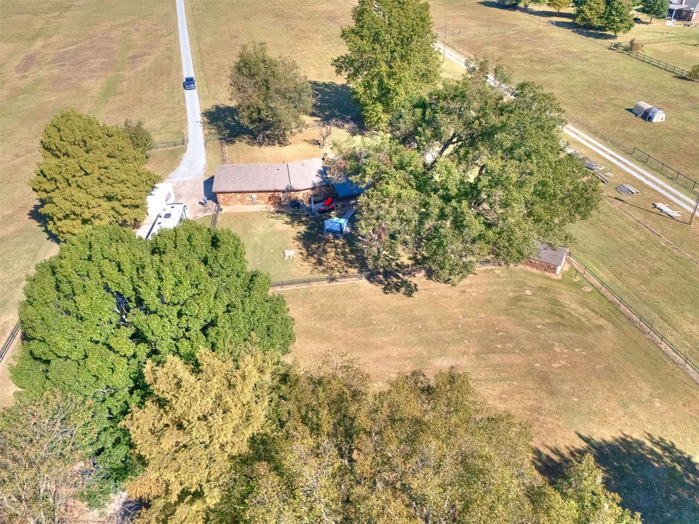27726 E 161st Street S Coweta, OK 74429