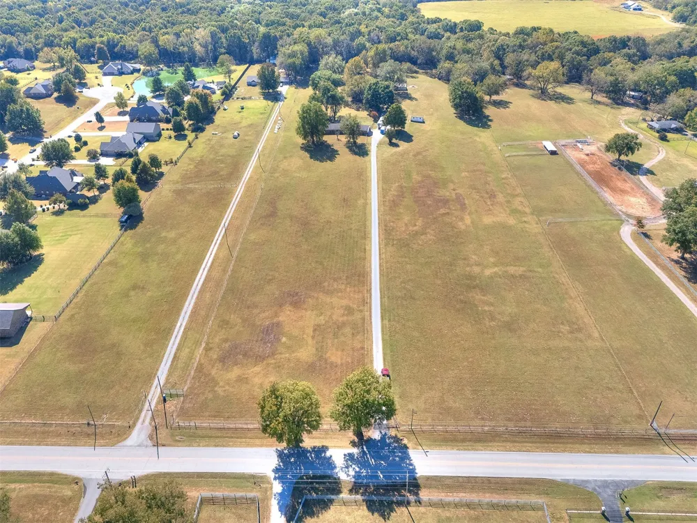27726 E 161st Street S Coweta, OK 74429