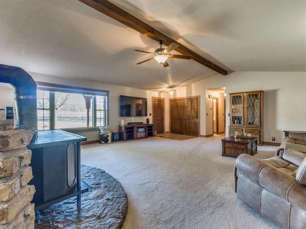27726 E 161st Street S Coweta, OK 74429