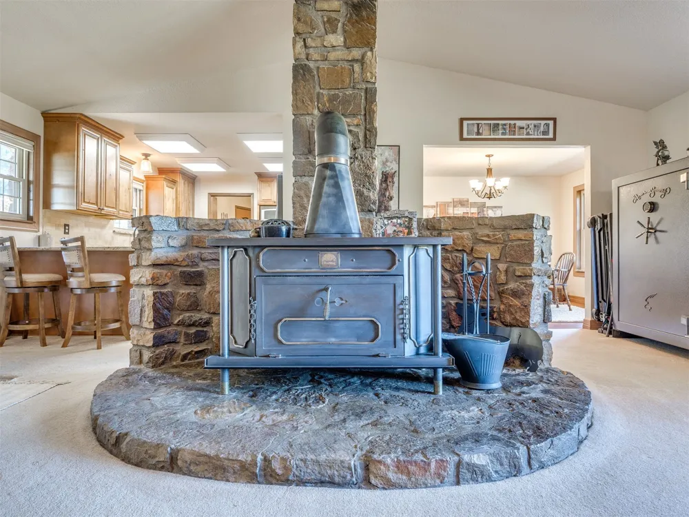 27726 E 161st Street S Coweta, OK 74429