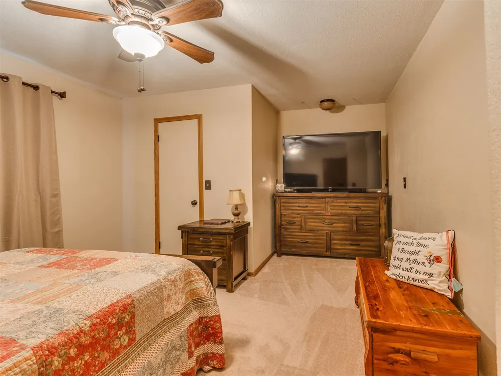 27726 E 161st Street S Coweta, OK 74429