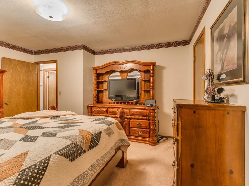 27726 E 161st Street S Coweta, OK 74429
