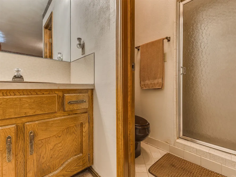 27726 E 161st Street S Coweta, OK 74429