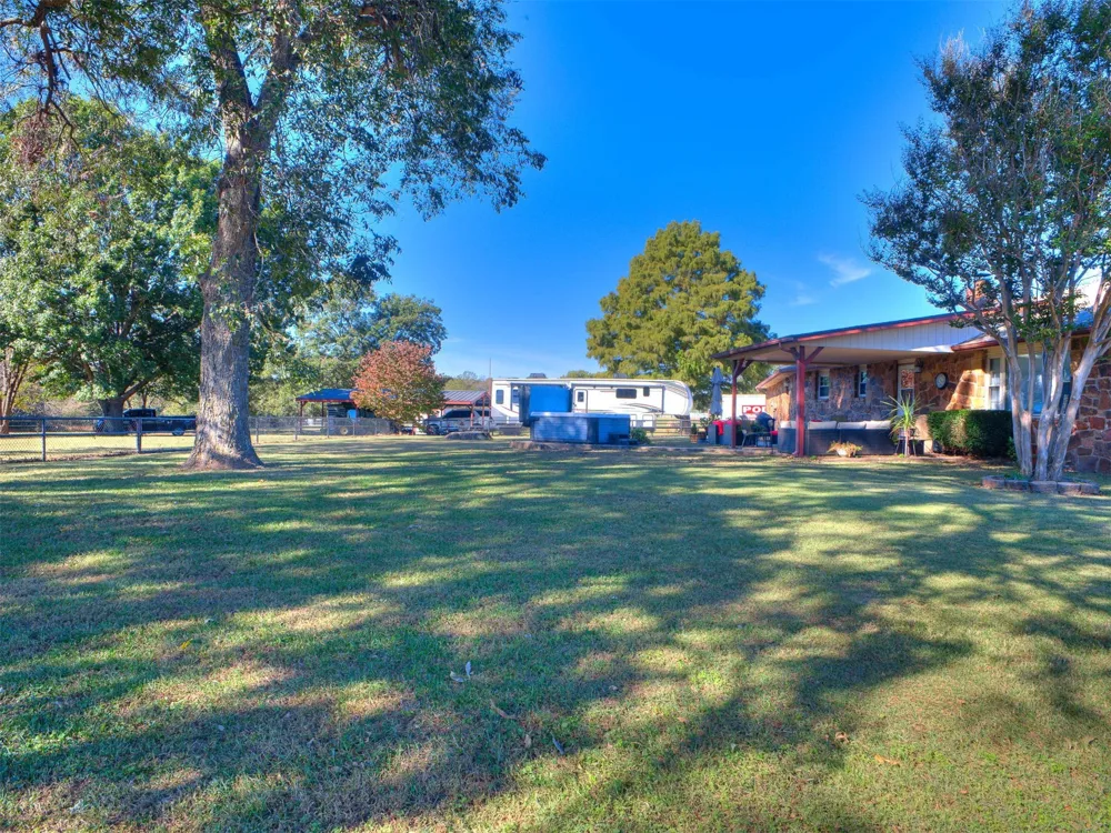 27726 E 161st Street S Coweta, OK 74429