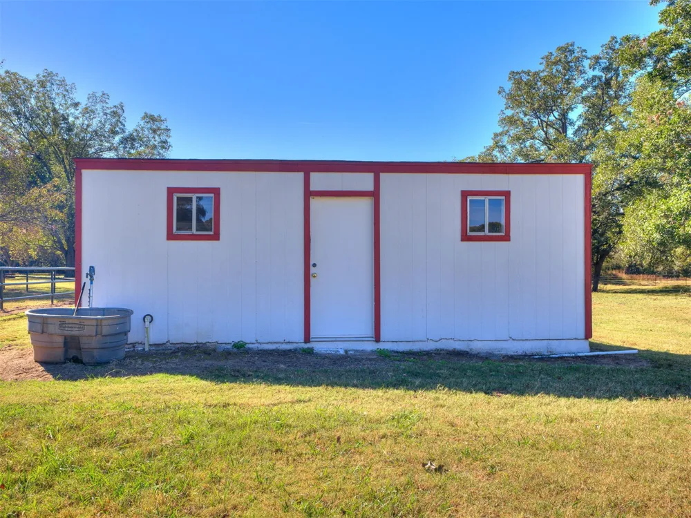 27726 E 161st Street S Coweta, OK 74429