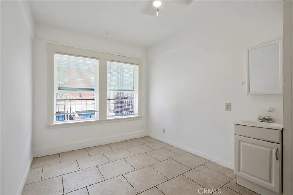 709 S Centre San Pedro, CA 90731