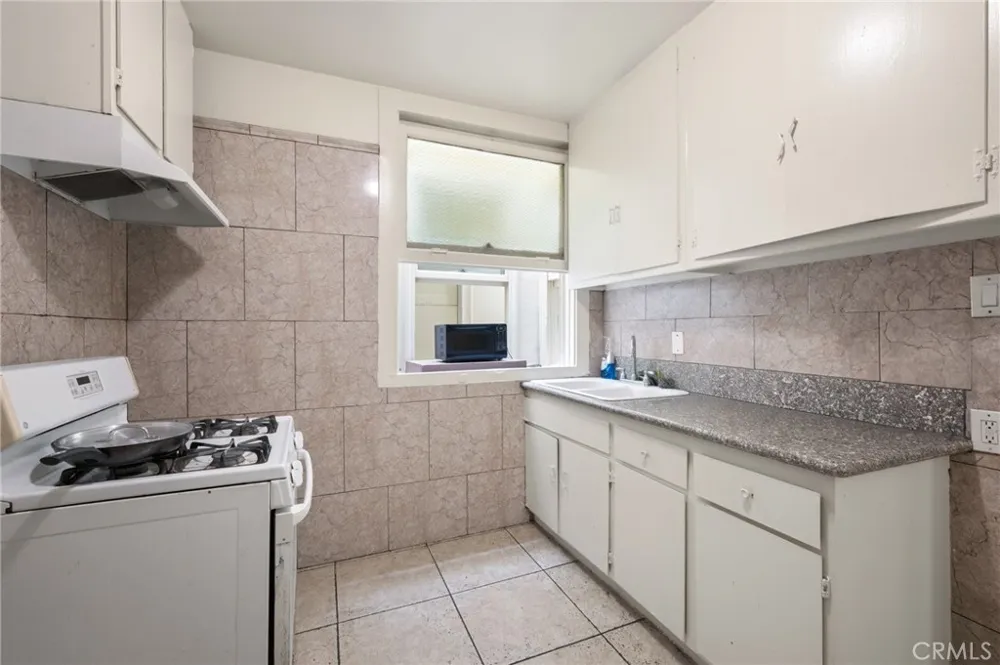 709 S Centre San Pedro, CA 90731