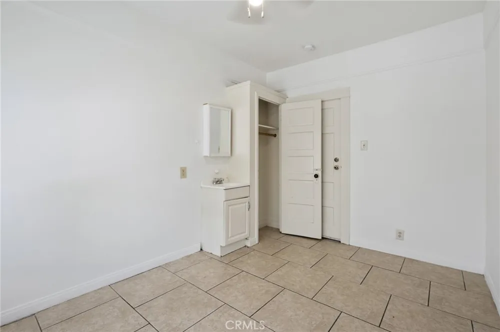 709 S Centre San Pedro, CA 90731