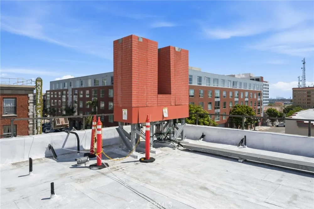 709 S Centre San Pedro, CA 90731