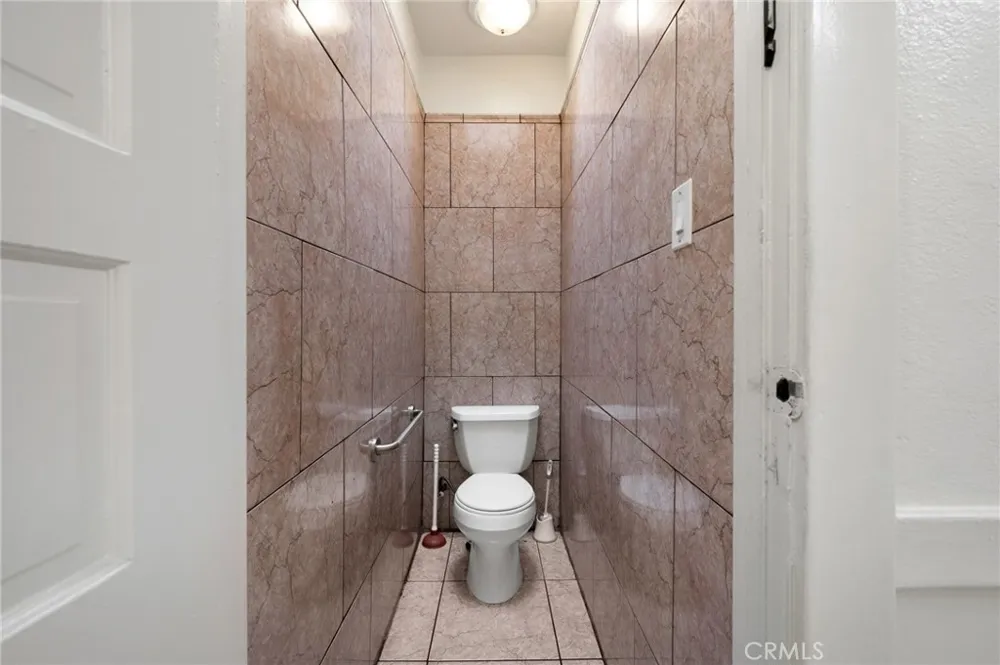 709 S Centre San Pedro, CA 90731