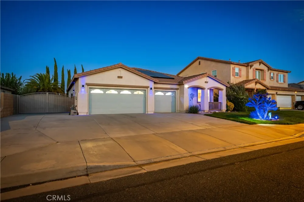 43766 Sondi Lancaster, CA 93536