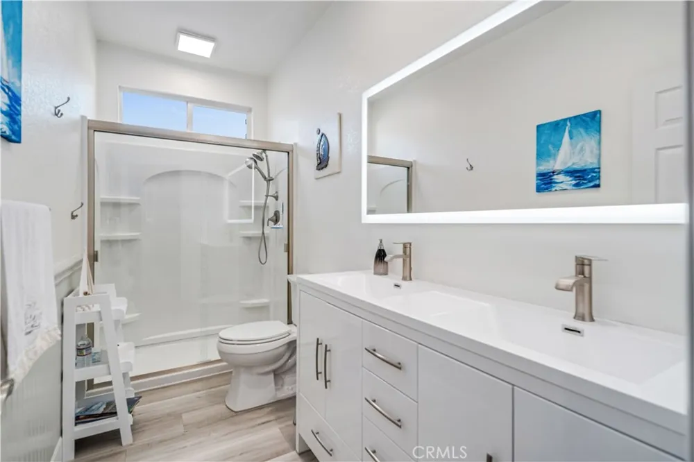 43766 Sondi Lancaster, CA 93536
