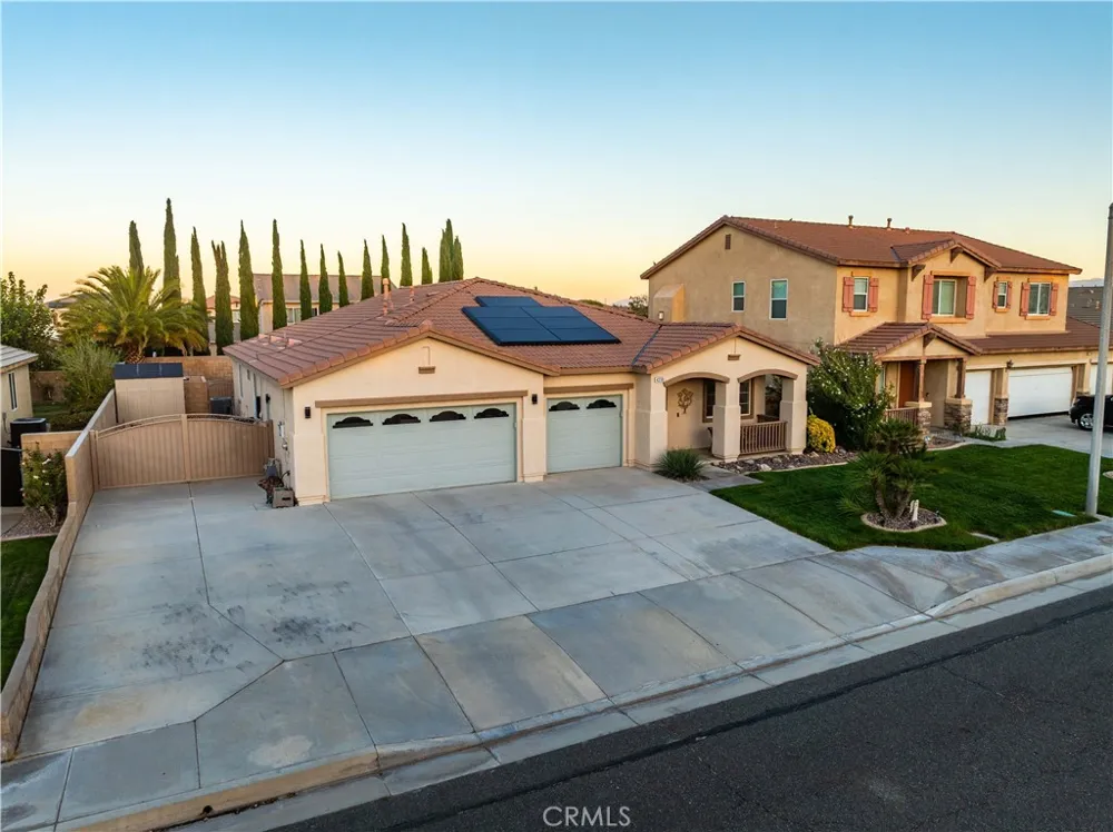 43766 Sondi Lancaster, CA 93536