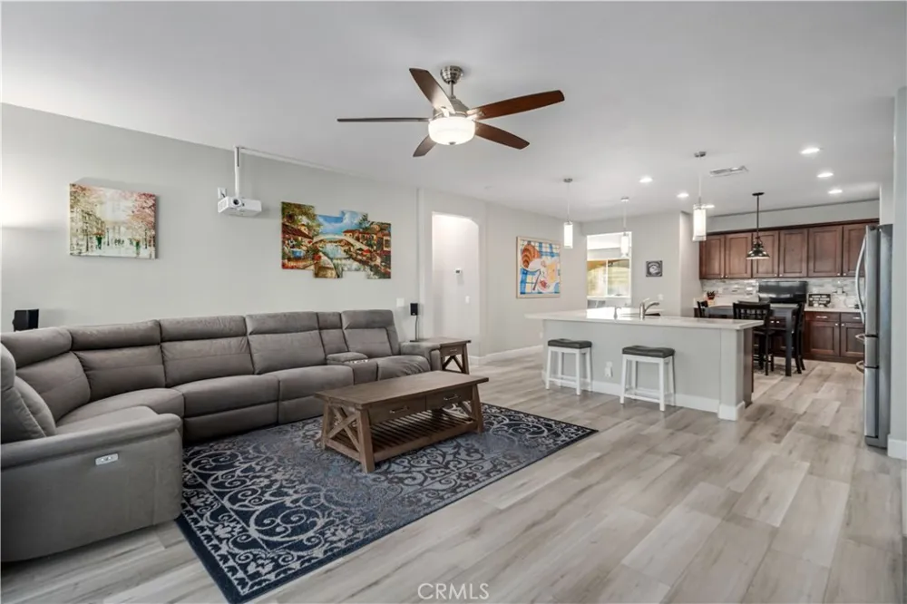 43766 Sondi Lancaster, CA 93536