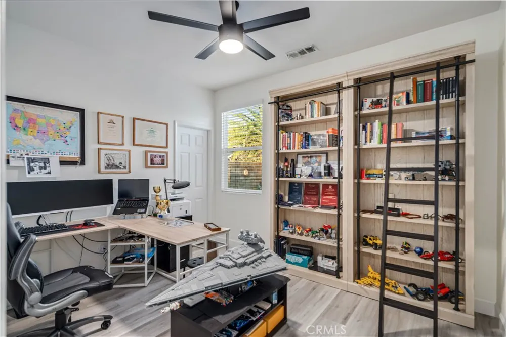 43766 Sondi Lancaster, CA 93536