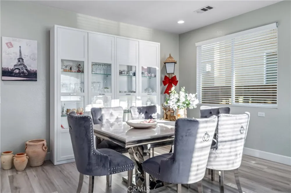 43766 Sondi Lancaster, CA 93536