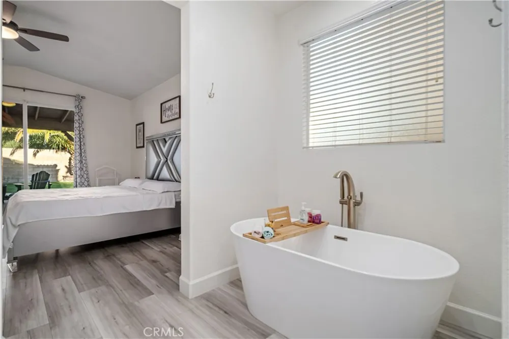 43766 Sondi Lancaster, CA 93536