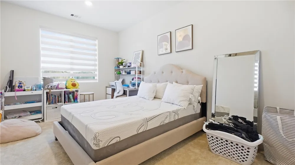 889 Campbell Pomona, CA 91768