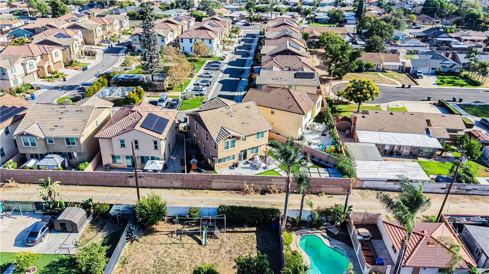 889 Campbell Pomona, CA 91768