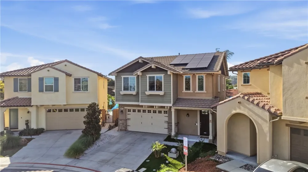 889 Campbell Pomona, CA 91768